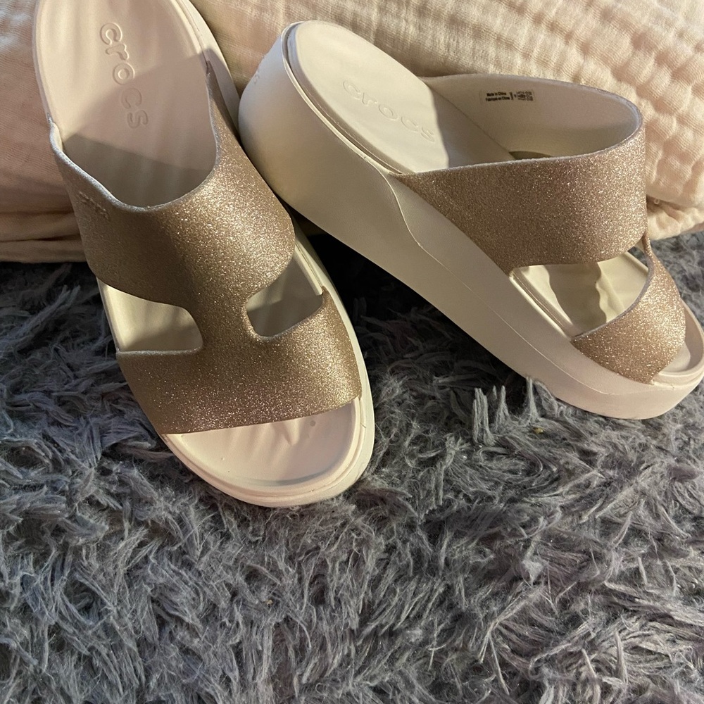 CROCS Women's Sparkle Sandals - Tan and White